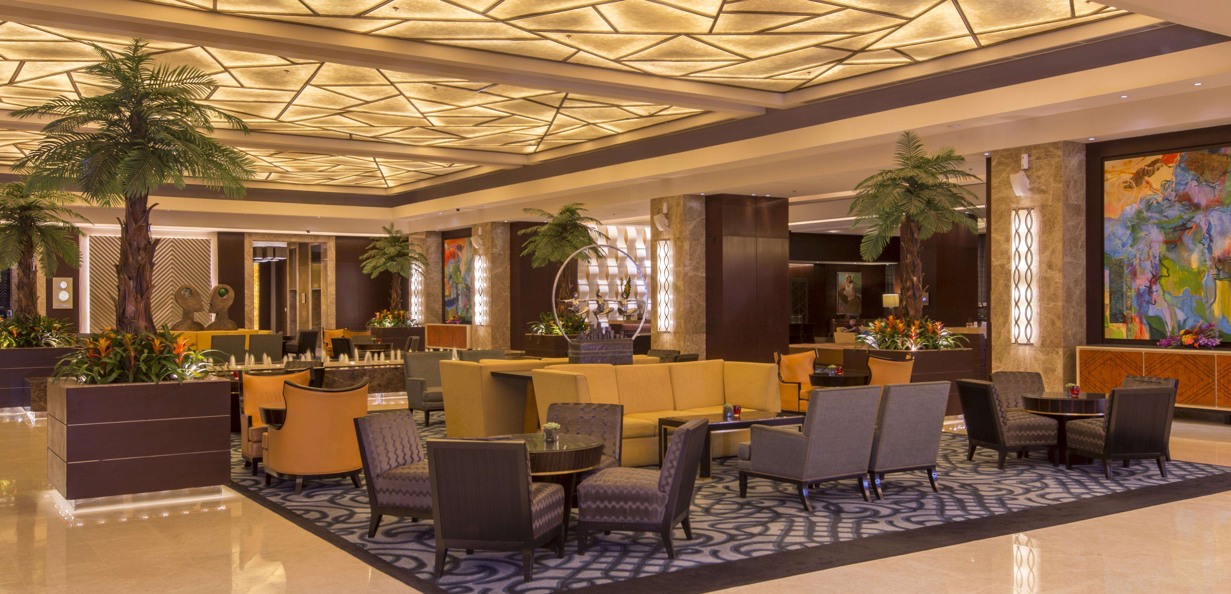 فندق كريمزون فيلينفيست سيتي، مانيلا مونتنلوبا المظهر الخارجي الصورة The lobby