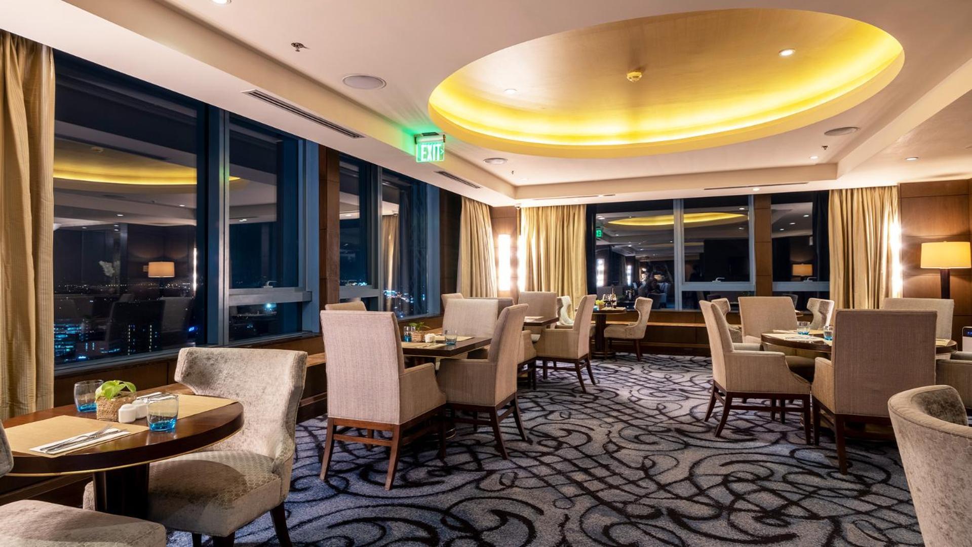 فندق كريمزون فيلينفيست سيتي، مانيلا مونتنلوبا المظهر الخارجي الصورة The Club Lounge at the Fairmont San Francisco